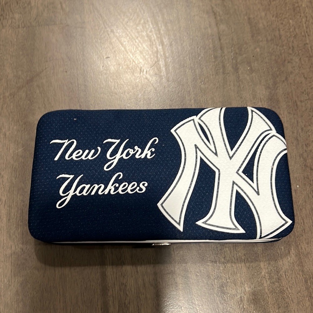 Yankees wallet